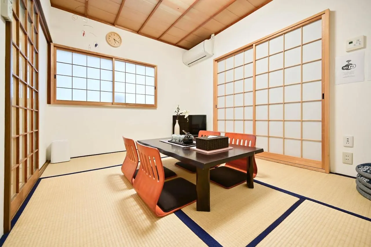 Semesterbostad 鴨川 栄の屋 Kamo River Machiya Halo House Kyoto