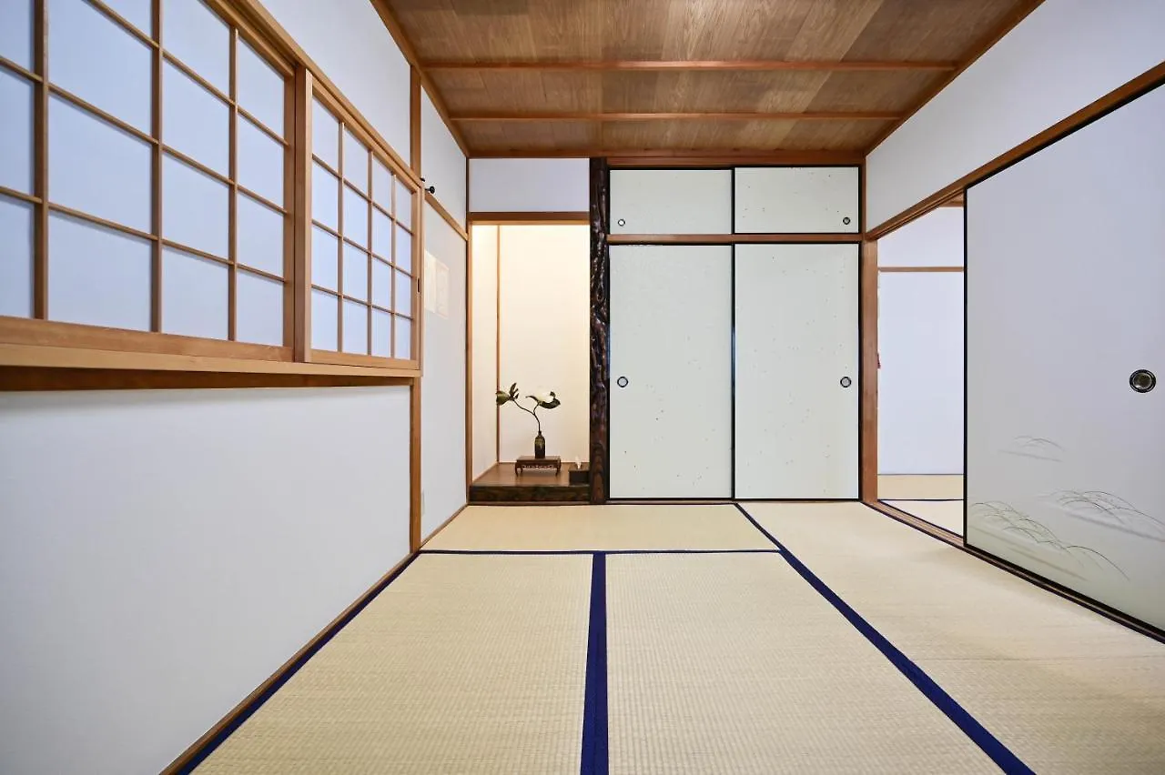 鴨川 栄の屋 Kamo River Machiya Halo House Kyoto