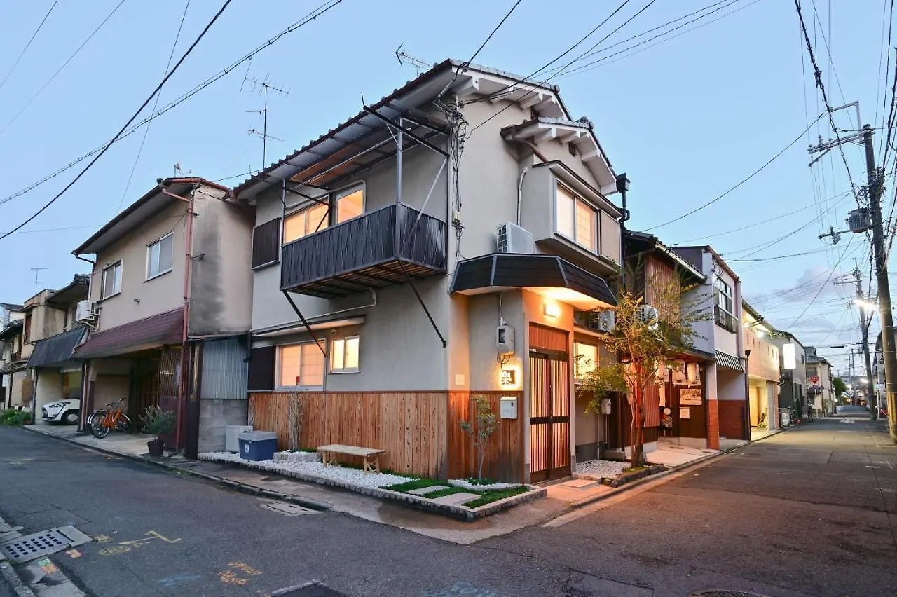鴨川 栄の屋 Kamo River Machiya Halo House Kyoto 0*,